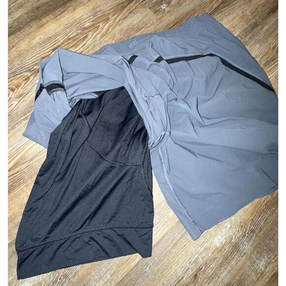 Rhone Versatility Shorts Gray Athletic Stretch Activewear Athleisure Minimalist - Picture 2 of 15